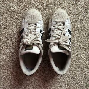 Adidas Superstar - size mens 6/ womens 8